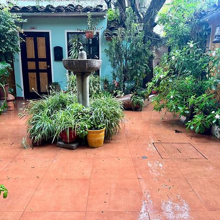 Hotel Churup Huaraz  Buitenkant foto