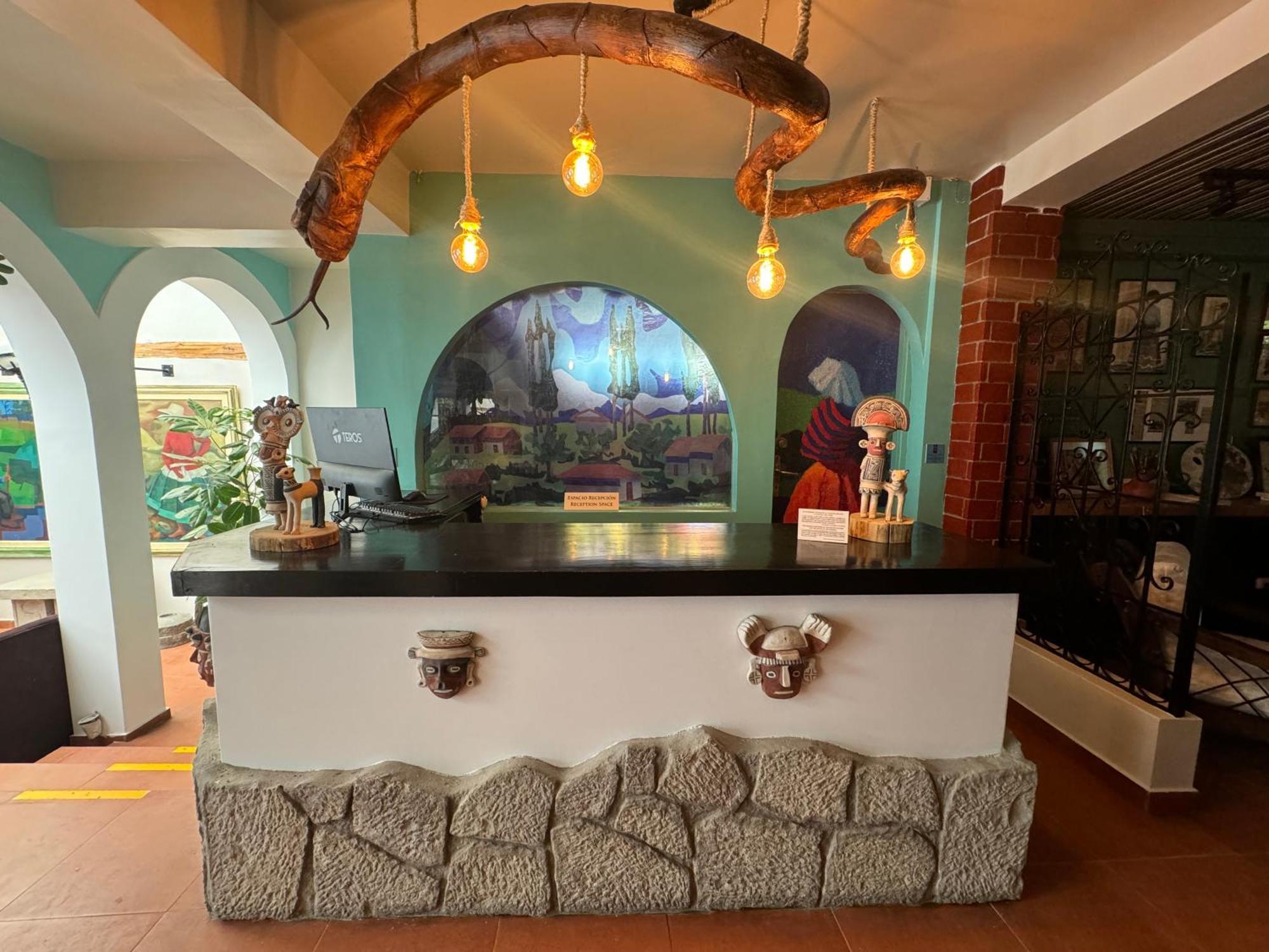 Hotel Churup Huaraz  Buitenkant foto